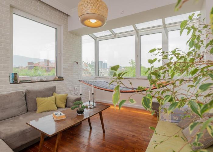 2BD Flamingo Flat with Balcony in Sofia Center by Flat Mаnager