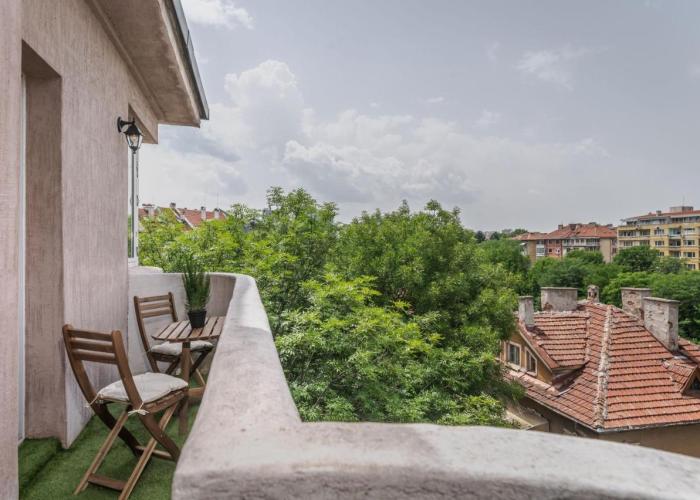 2BD Flamingo Flat with Balcony in Sofia Center by Flat Mаnager