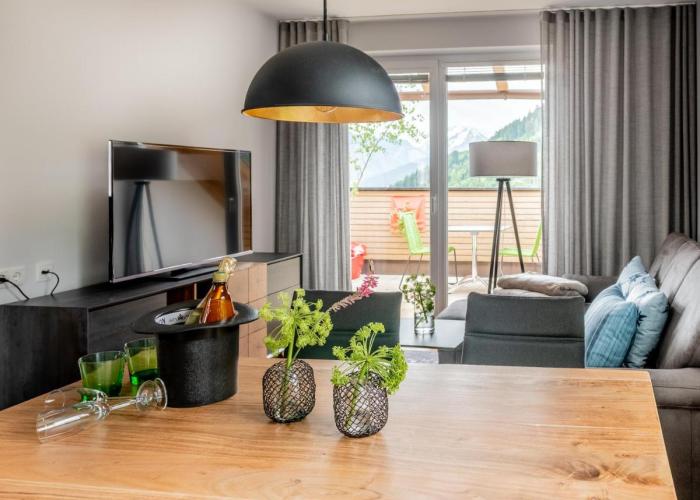 der Sonnberg Alpinlodges - Apartments mit Seeblick, privater Sauna und Self Check-In
