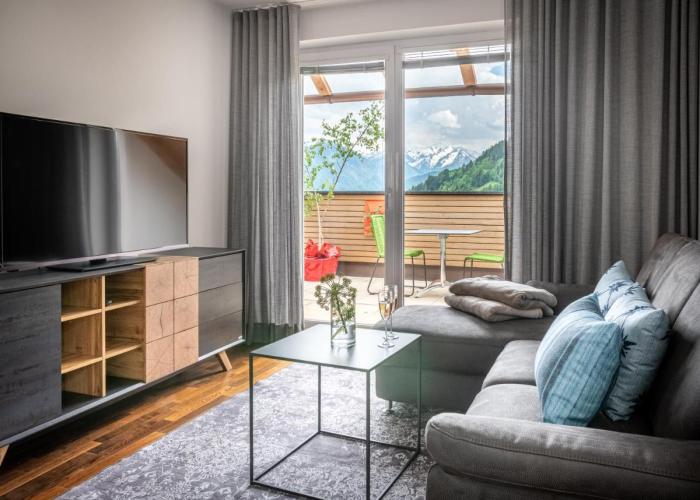 der Sonnberg Alpinlodges - Apartments mit Seeblick, privater Sauna und Self Check-In
