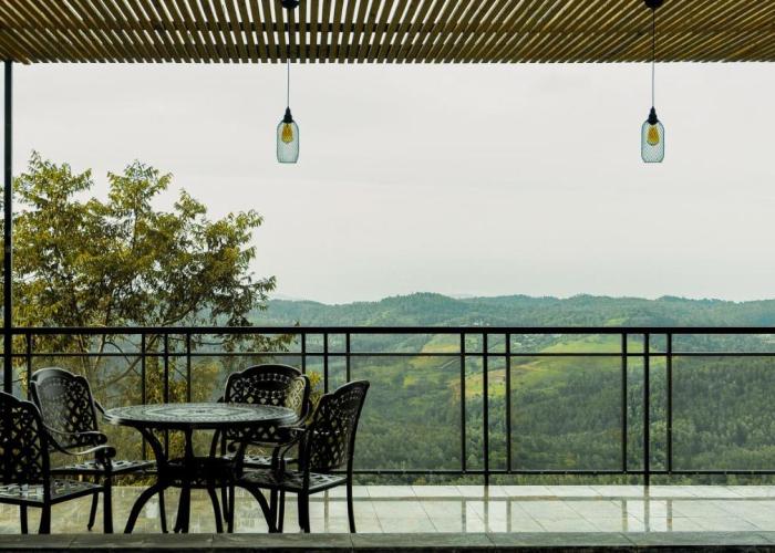 MERIDIAN HILL TOP YERCAUD