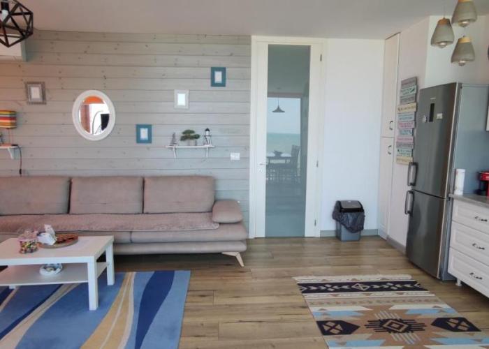 Luxury Beach Apartment in Qerret