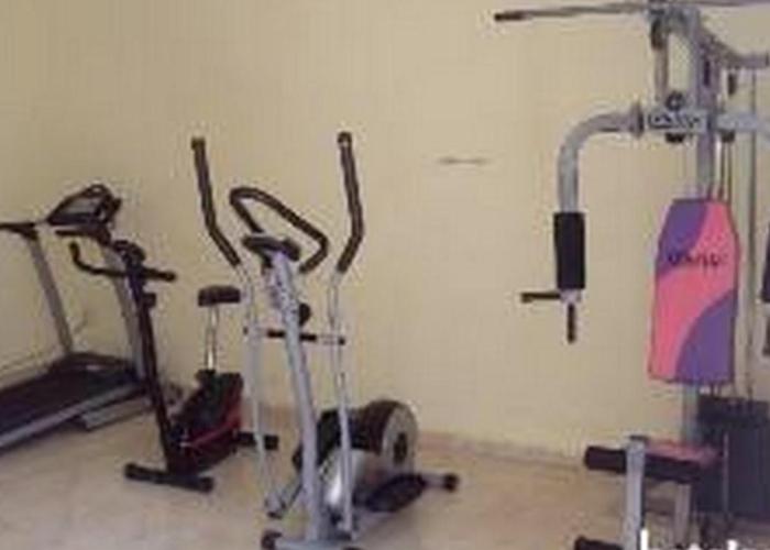 Room in Apartment - Ade Super Hotel Single