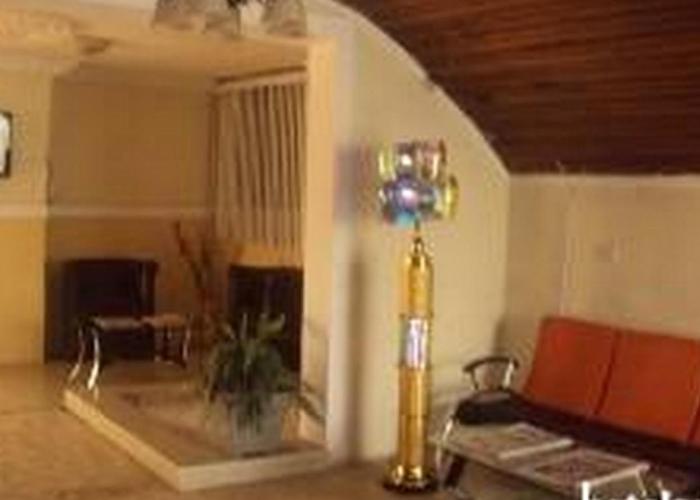 Room in Apartment - Ade Super Hotel Single