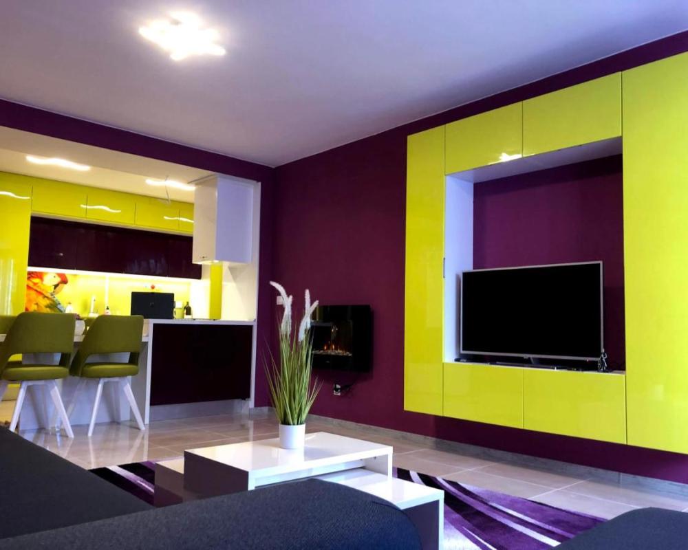 фото Ultraviolet relax apart