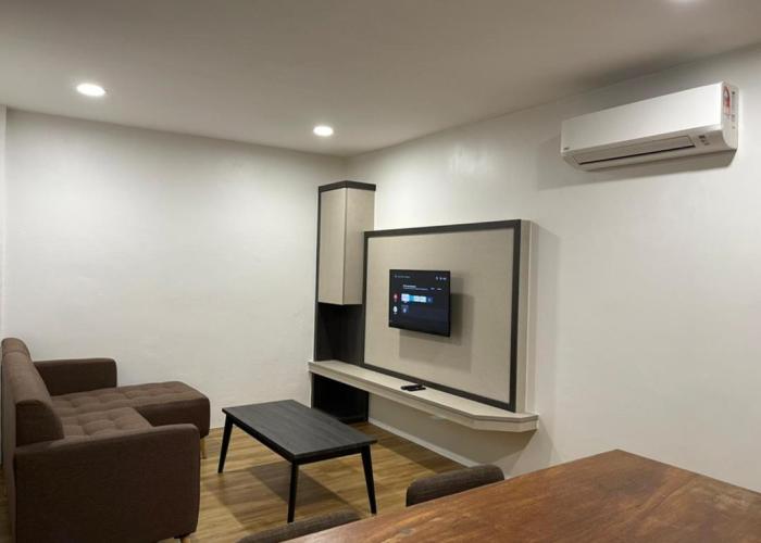 CA Homestay