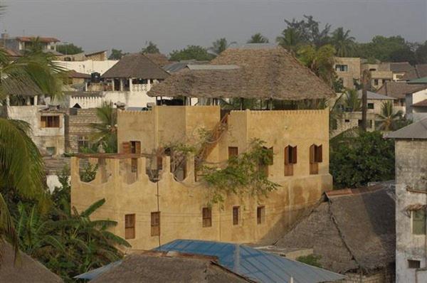 Samaki House