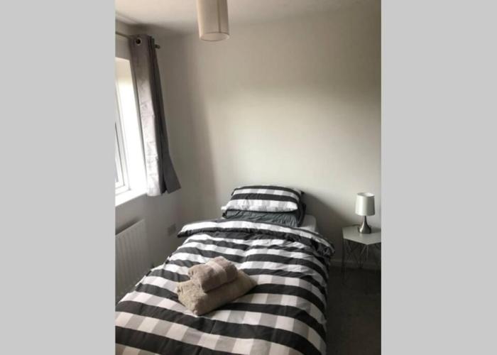 Serviced Accommodation 2 bed Town House
