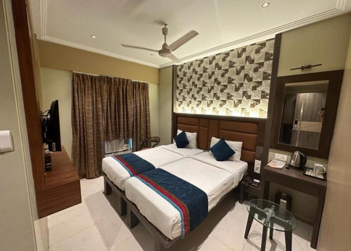 SriKrishna Paradise Hotel Thane Airoli