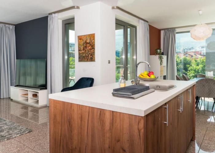 Vertigo Huge Apartment 2 Bedrooms Balcony Parking