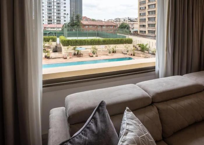 Yaya Towers & Hotel