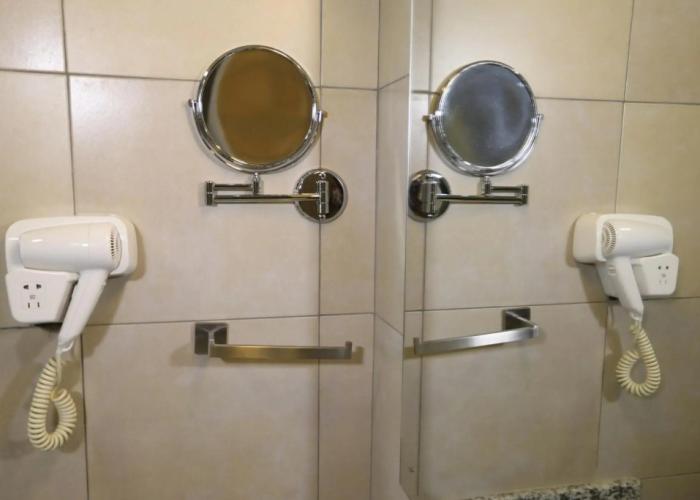 Bidwood Suite Hotel