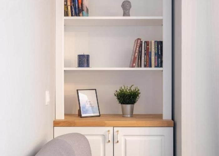 Designer & Cozy 2BD Flat with a parking in the city center by Flat Mаnager