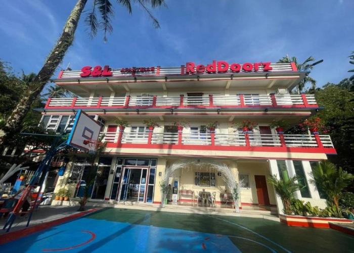 RedDoorz S&L Apartelle Daraga Albay