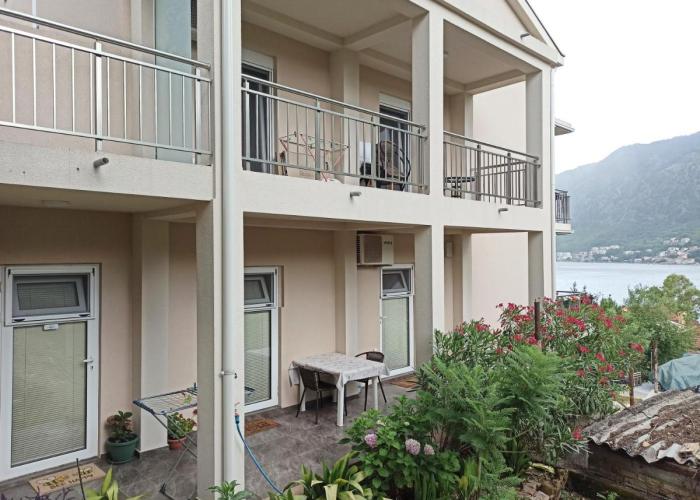 Java apartments - S & J