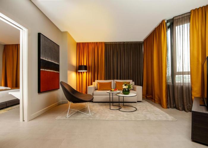 Noom Hotel Abidjan Plateau