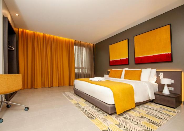 Noom Hotel Abidjan Plateau