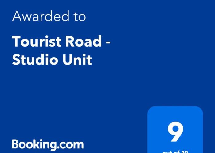 Tourist Road - Studio Unit - East Toowoomba