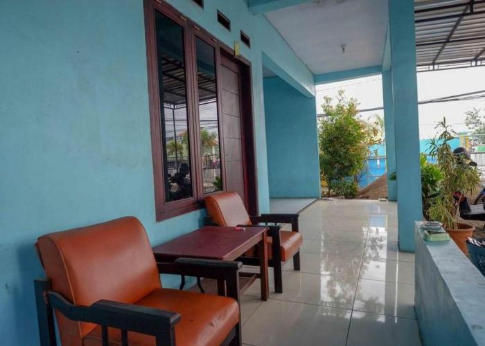 RedDoorz Syariah near Stasiun Pekalongan 3