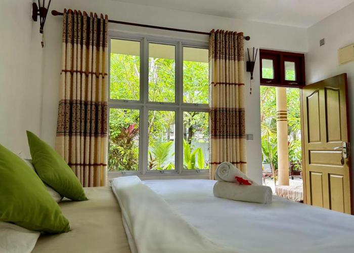 Dhangethi Retreat