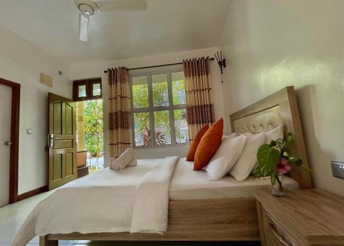 Dhangethi Retreat