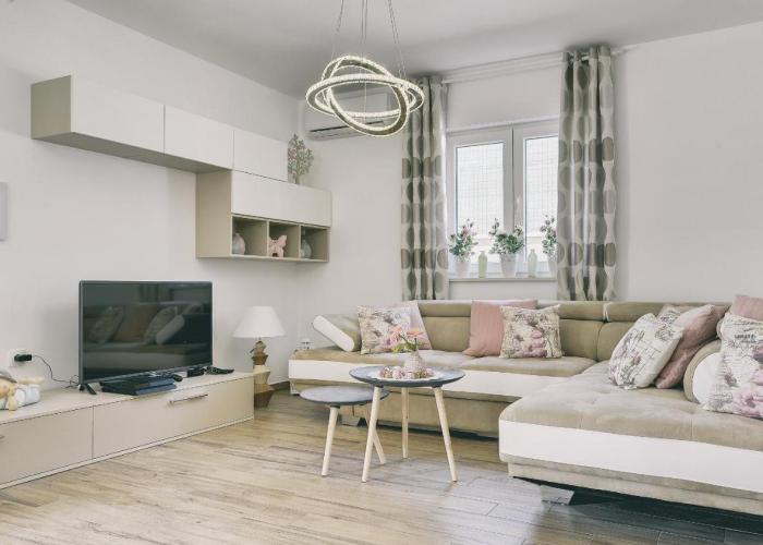 Holiday house Vedrana, Jadreški