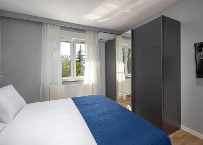 Blue Allure Apartment