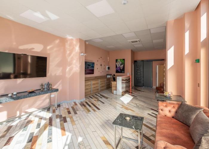 WOW studios for rent 2 bul Montevideo 25A - B