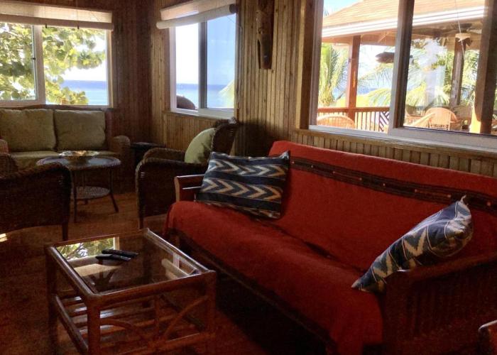 Reef Beach House - for 4
