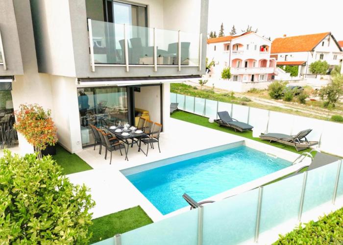 Villa Aliara Pool Apartment