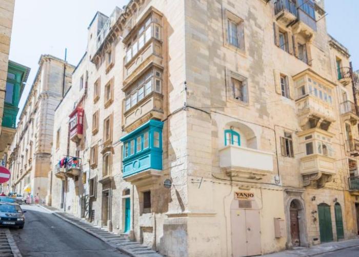 PCG - Valletta typical Townhouse