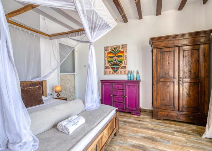 Cinnamon Hotel