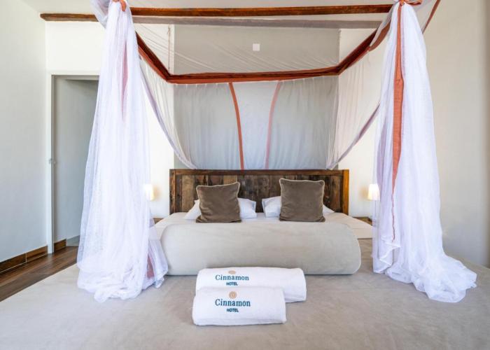 Cinnamon Hotel