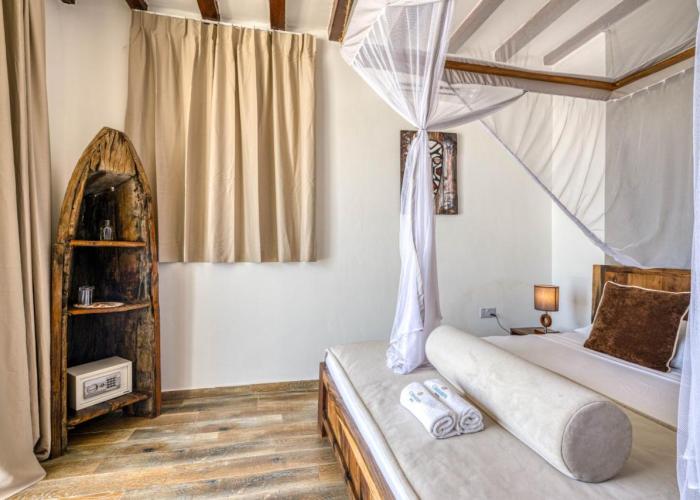 Cinnamon Hotel