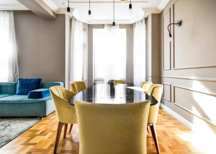2bdr Luxury On Prime Location