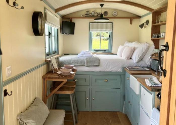 Toms Hut and Robins Rest Shepherd Huts near Wadebridge