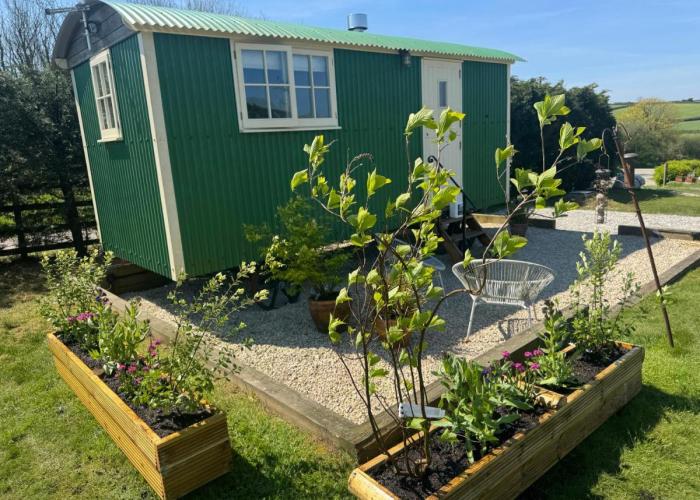 Toms Hut and Robins Rest Shepherd Huts near Wadebridge