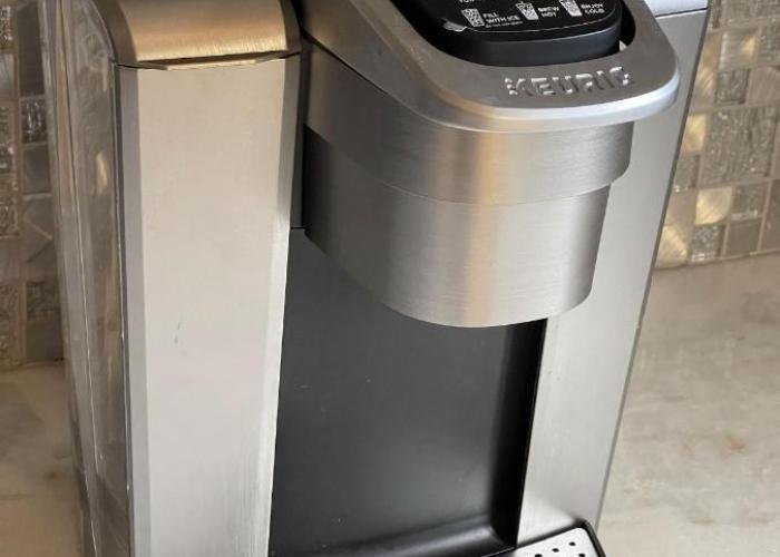 Nicoles Nest Brand New Exquisite Studio Hideaway