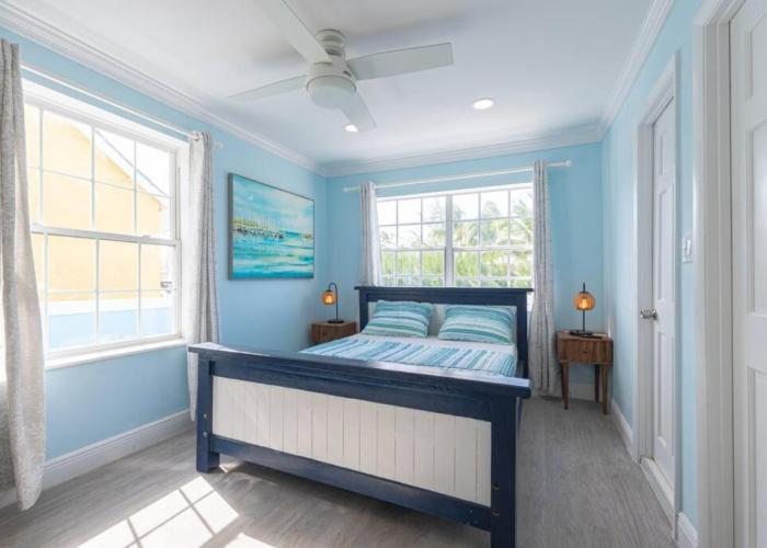 Harbour Mews - Oceanfront Townhouse