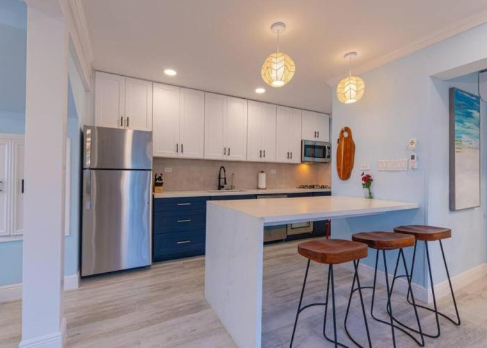 Harbour Mews - Oceanfront Townhouse