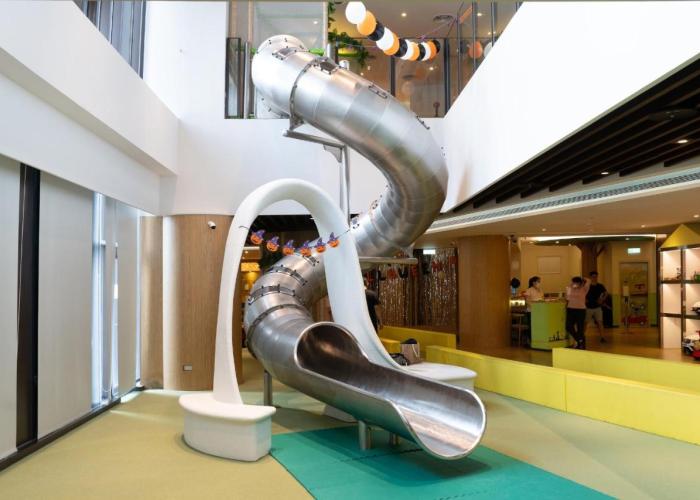 CHECK inn MAGI Kids Hotel