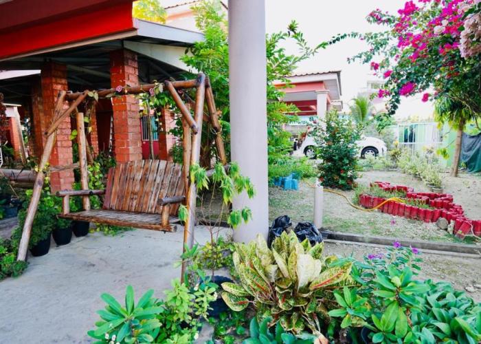 HUAQIAO HOME 侨之家免费供早餐free breakfast served