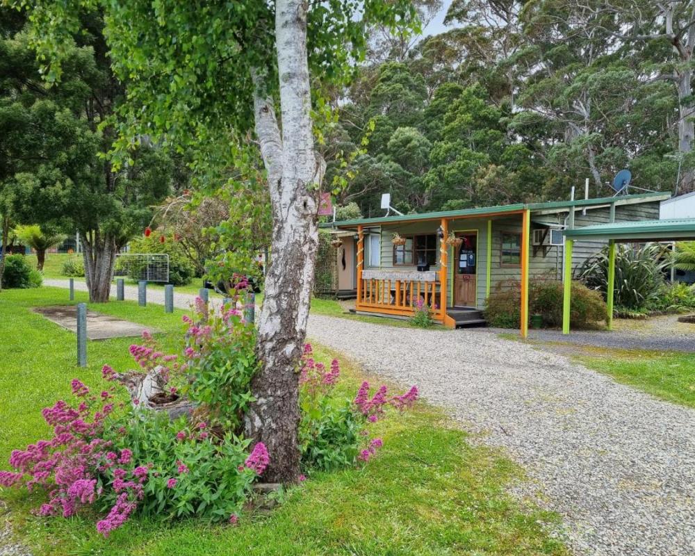 фото Strahan Backpackers