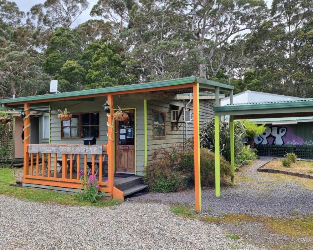 фото Strahan Backpackers