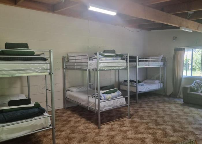 Strahan Backpackers