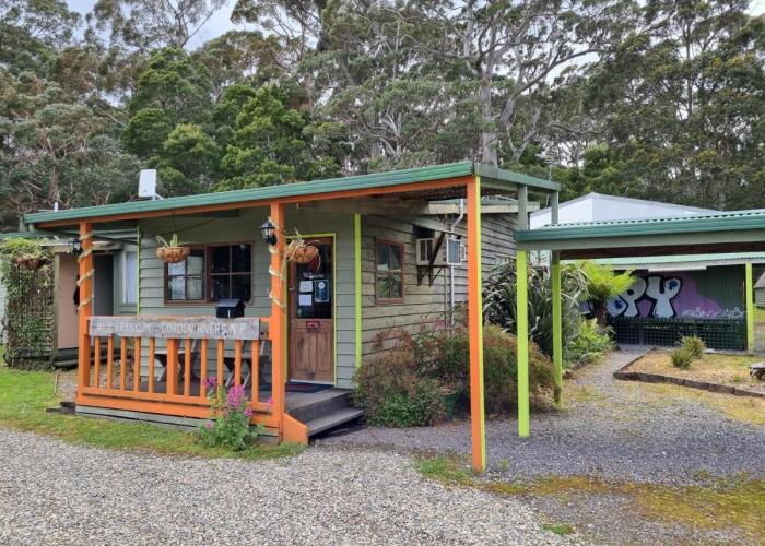 Strahan Backpackers