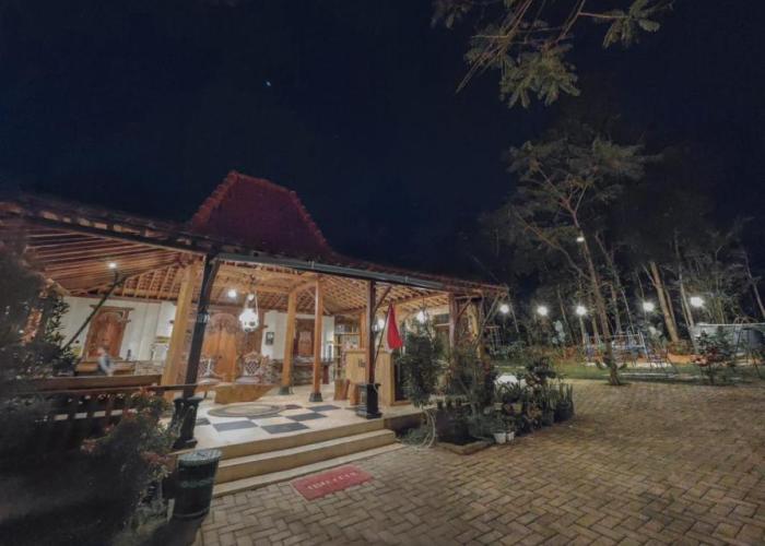 VILLA OPA DOEL YOGYAKARTA