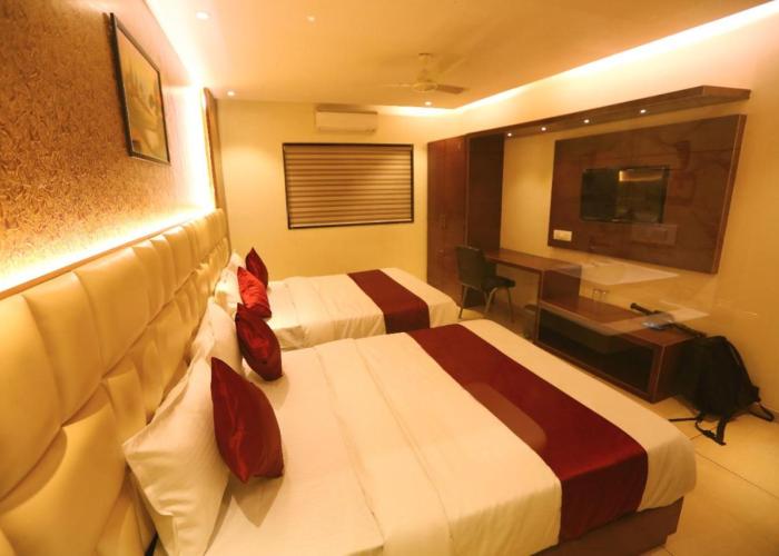 Hotel Hindustan Residency Thane