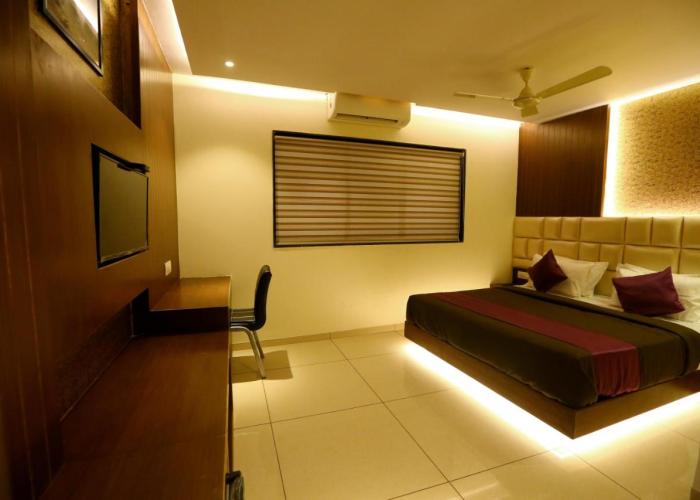 Hotel Hindustan Residency Thane