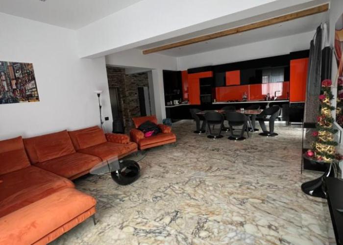 R&B Apartments